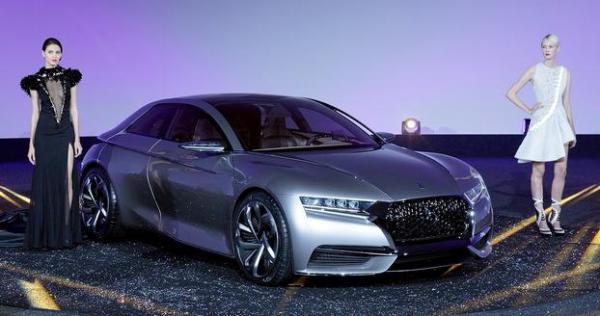 Citroen Rotating The Quality Brand And The Concept Of Divine DS