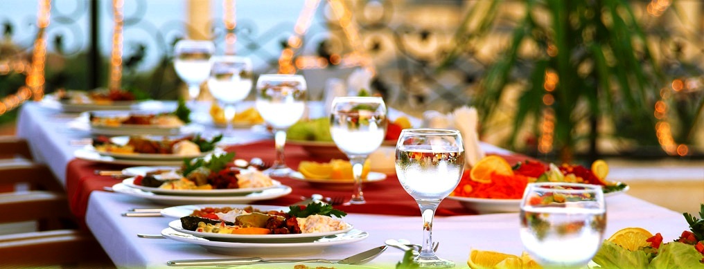 How to Get the Best Wedding Catering Services