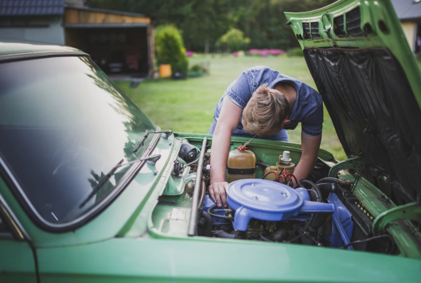5 Signs That Tell You It's Time to Take Your Hobby Project Car In To A Professional