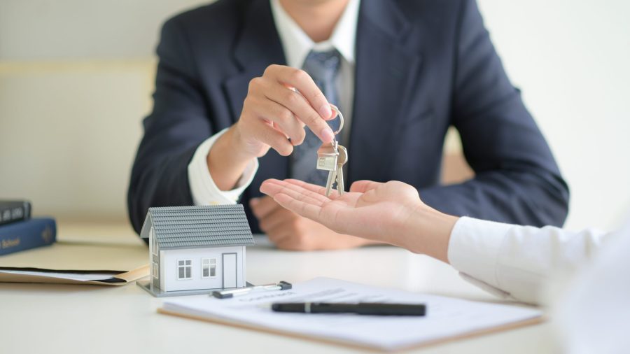 Understanding The Housing Market: When Should You Sell Your Home?